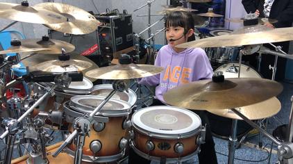 小女孩翻唱飞鸟与蝉 西瓜视频