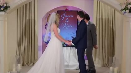 结婚现场英文歌手惊喜 西瓜视频