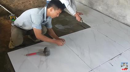 自己动手铺地砖教程diy 西瓜视频